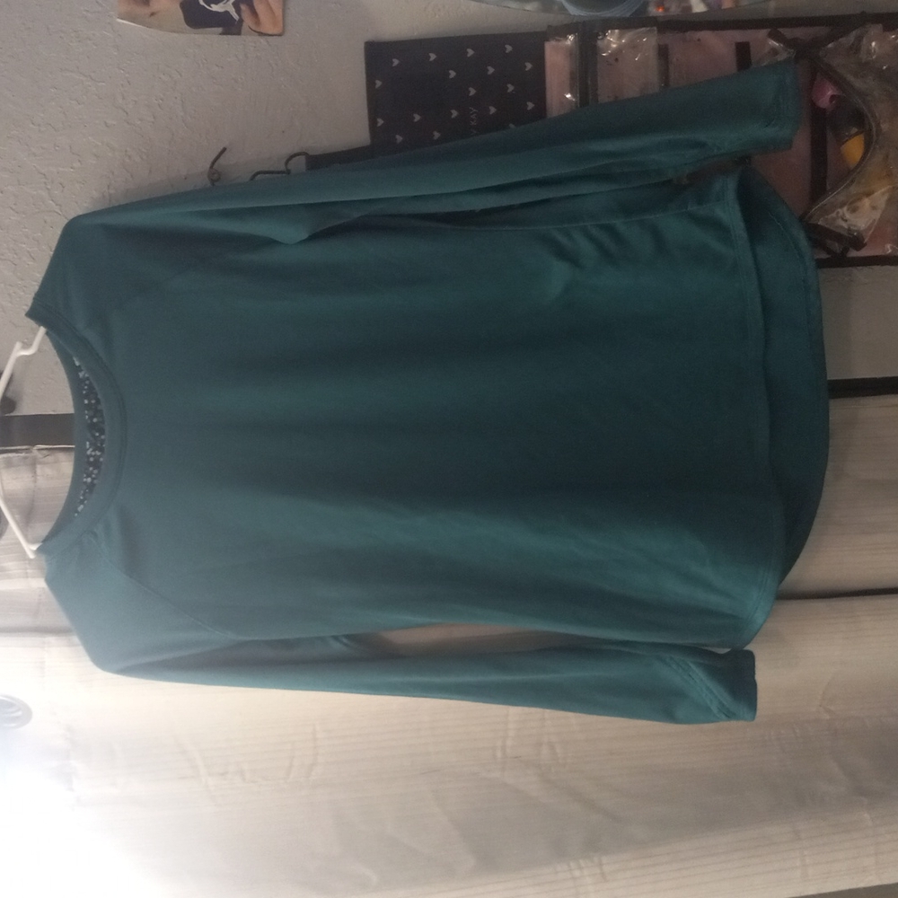 Women's long sleeve